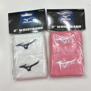 2 sets of unopened Mizuno 2” Wristbands